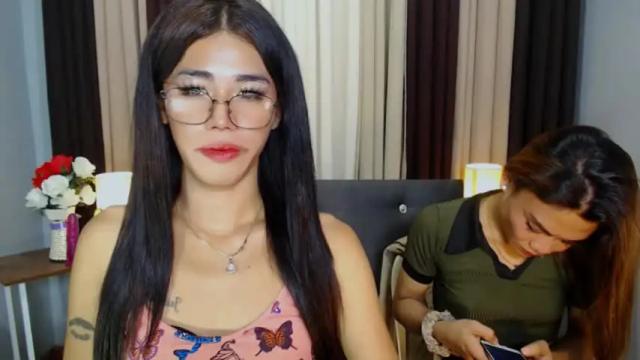 Image 4 of cherrymaegray Stream on Chaturbate on 15 months ago
