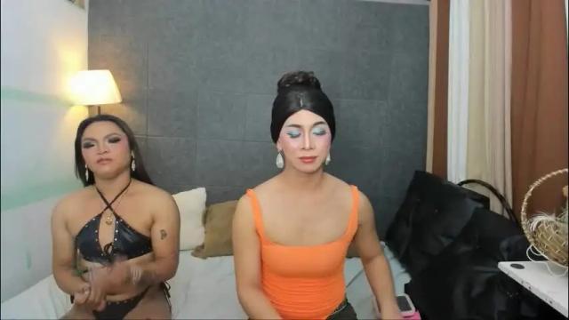 Image 4 of cherrymaegray Stream on Chaturbate on 2 months ago