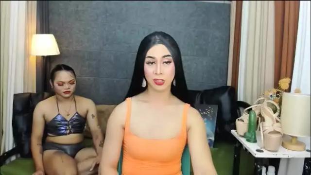 Image 4 of cherrymaegray Stream on Chaturbate on 1 month ago