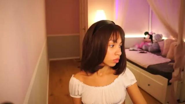 Image 3 of cherrynpie Stream on Chaturbate on 18 months ago
