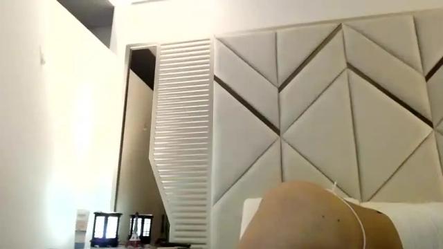 Image 10 of cherrysexx Stream on Chaturbate on 20 months ago