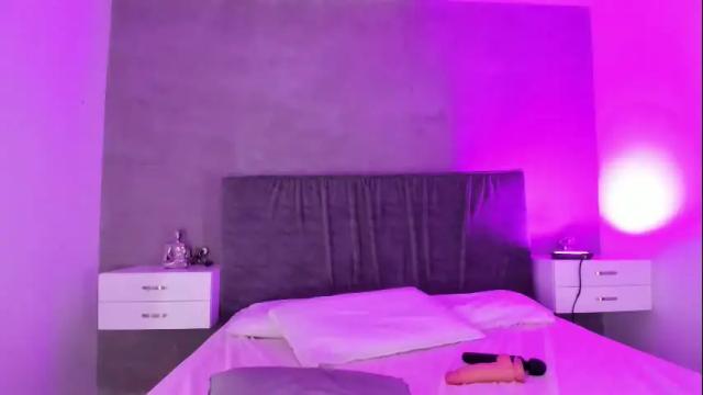 Image 11 of cherrysnow_ Stream on Chaturbate on 11 days ago