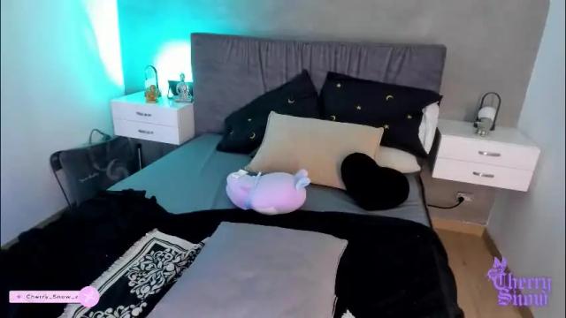Image 7 of cherrysnow_ Stream on Chaturbate on 1 month ago