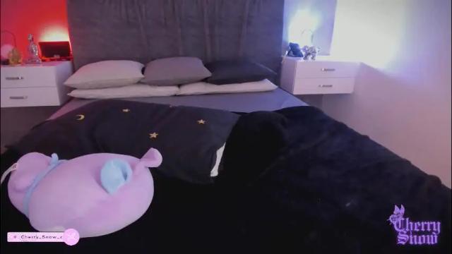 Image 3 of cherrysnow_ Stream on Chaturbate on 26 days ago