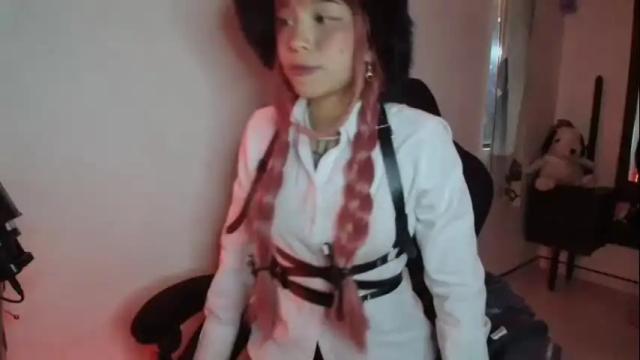 Image 11 of cherrywitchy Stream on Chaturbate on 1 month ago