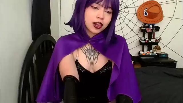 Image 12 of cherrywitchy Stream on Chaturbate on 1 month ago