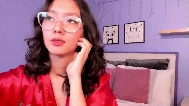 Image 3 of cherryy_doll Stream on Chaturbate on 2 months ago