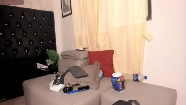 Image 6 of chery_l0v3 Stream on Chaturbate on 2 months ago