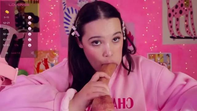 Image 4 of chery_lady22 Stream on Chaturbate on 6 hours ago