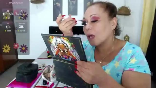 Image 11 of cheryl_jones Stream on Chaturbate on 22 months ago