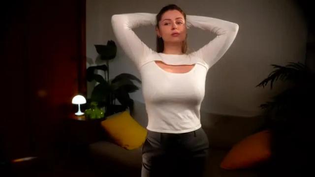 Image 3 of cheryl_pride Stream on Chaturbate on 2 days ago