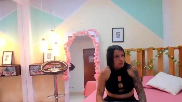 Image 11 of cheryladams_ Stream on Chaturbate on 15 months ago