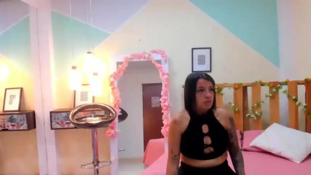 Image 4 of cheryladams_ Stream on Chaturbate on 15 months ago