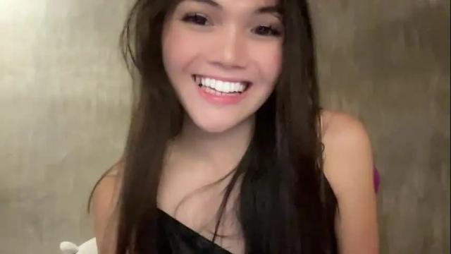 Image 6 of cheskahouston Stream on Chaturbate on 3 months ago