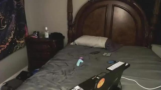 Image 6 of chexxmixxx Stream on Chaturbate on 17 months ago