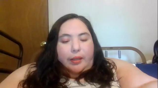 Image 2 of cheyaalina Stream on Chaturbate on 4 days ago