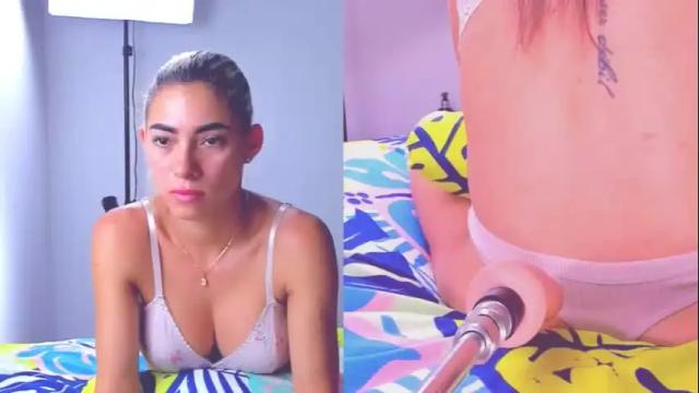 Image 2 of chiara_carter Stream on Chaturbate on 1 month ago