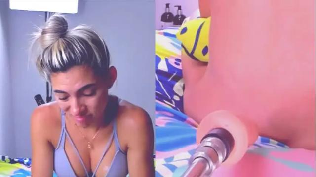 Image 7 of chiara_carter Stream on Chaturbate on 29 days ago