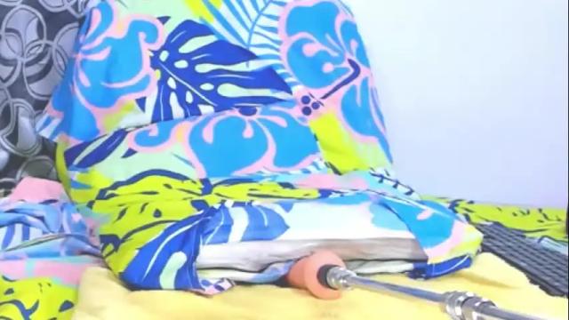 Image 2 of chiara_carter Stream on Chaturbate on 20 days ago