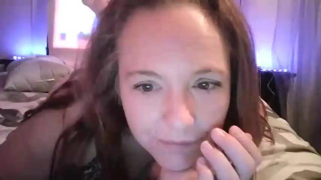 Image 3 of chickens44644 Stream on Chaturbate on 20 months ago