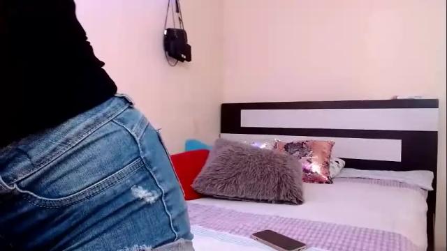 Image 7 of chikandela Stream on Chaturbate on 3 months ago