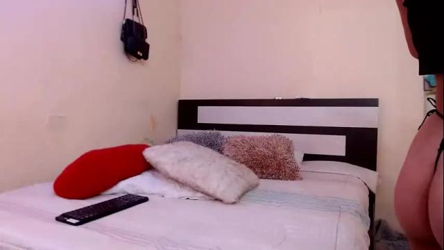 Image 10 of chikandela Stream on Chaturbate on 2 months ago