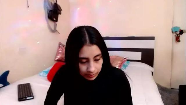 Image 11 of chikandela Stream on Chaturbate on 8 days ago