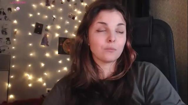 Image 7 of chill_saya Stream on Chaturbate on 2 months ago