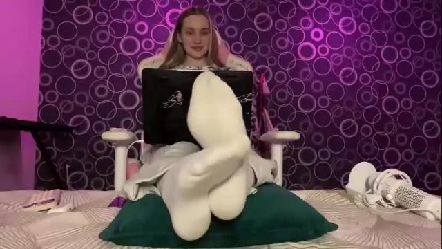 Image 3 of chillgoddess Stream on Chaturbate on 3 months ago