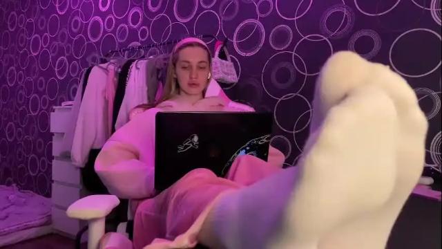 Image 10 of chillgoddess Stream on Chaturbate on 17 days ago