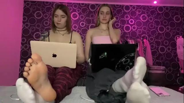 Image 4 of chillgoddess Stream on Chaturbate on 13 days ago