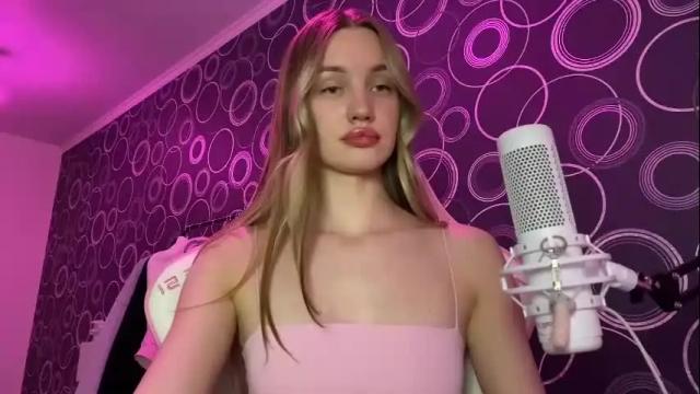 Image 10 of chillgoddess Stream on Chaturbate on 1 day ago