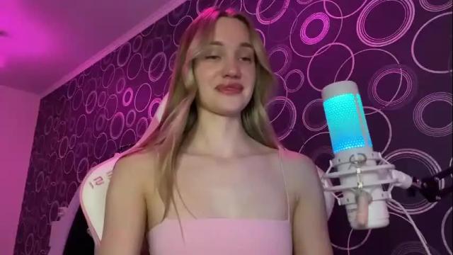 Image 7 of chillgoddess Stream on Chaturbate on 1 day ago