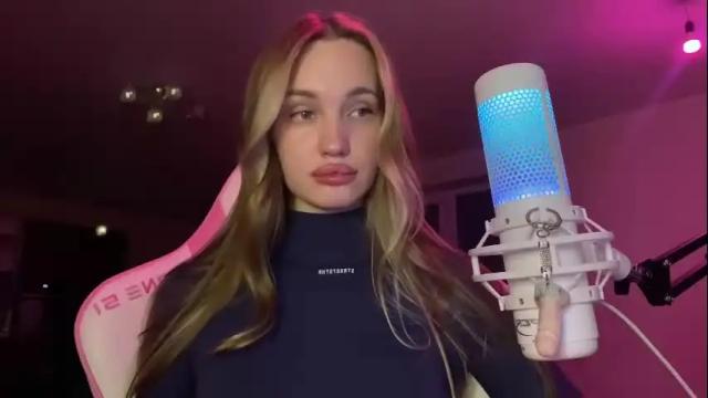 Thumbnail 3, chillgoddess's Stream at Chaturbate, 1 month ago