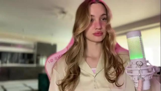 Image 8 of chillgoddess Stream on Chaturbate on 1 month ago