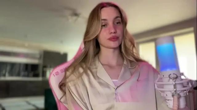 Thumbnail 3, chillgoddess's Stream at Chaturbate, 1 month ago