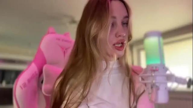 Image 6 of chillgoddess Stream on Chaturbate on 1 month ago