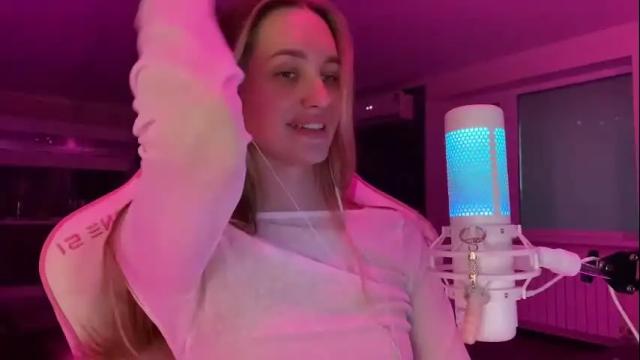 Image 8 of chillgoddess Stream on Chaturbate on 1 month ago