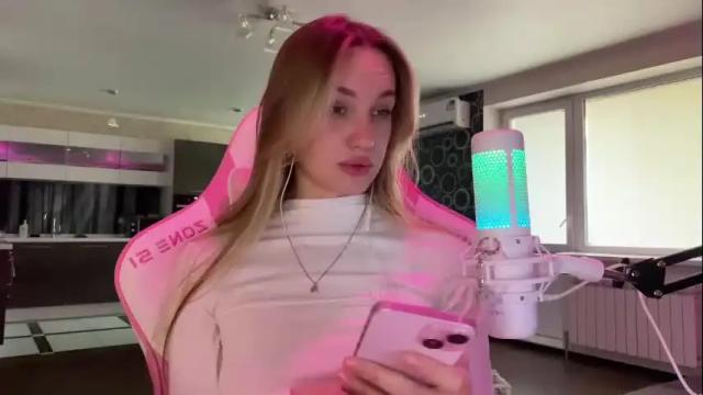 Image 6 of chillgoddess Stream on Chaturbate on 1 month ago