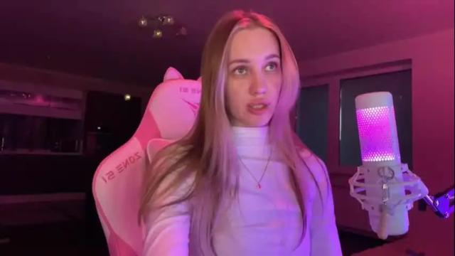 Image 10 of chillgoddess Stream on Chaturbate on 1 month ago
