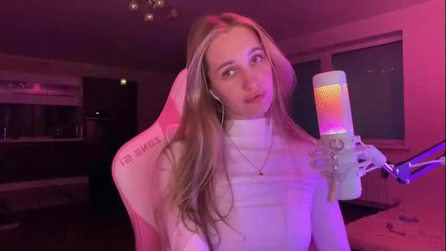 Image 11 of chillgoddess Stream on Chaturbate on 1 month ago