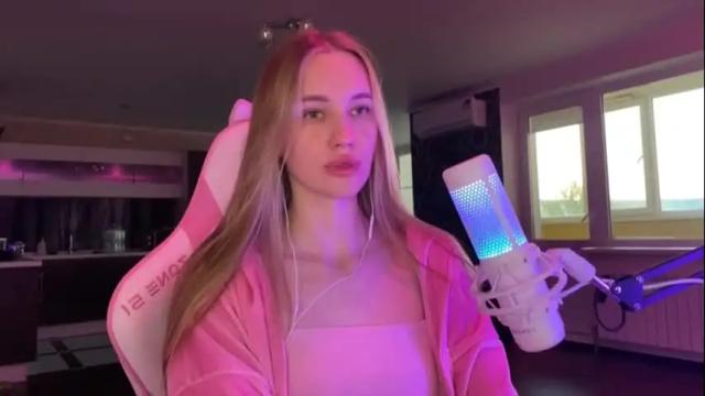 Image 8 of chillgoddess Stream on Chaturbate on 21 days ago