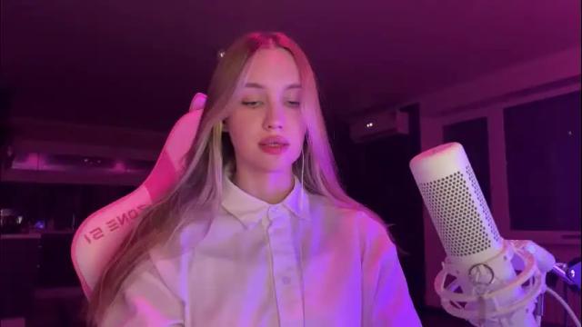 Image 8 of chillgoddess Stream on Chaturbate on 4 months ago