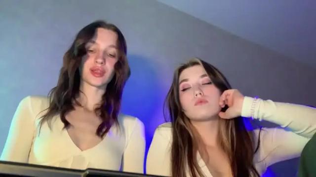 Image 11 of chillroom_ Stream on Chaturbate on 18 months ago