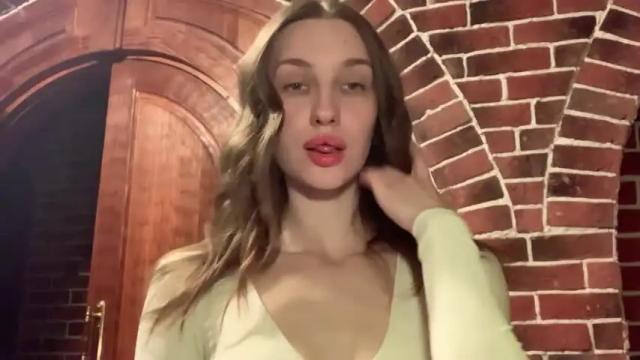 Thumbnail 1, chillroom_'s Stream at Chaturbate, 17 months ago