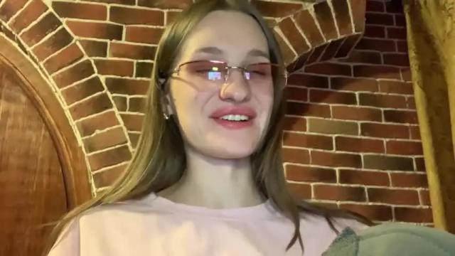 Thumbnail 1, chillroom_'s Stream at Chaturbate, 17 months ago