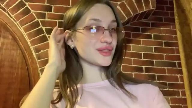 Image 3 of chillroom_ Stream on Chaturbate on 17 months ago