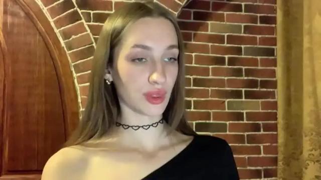 Image 12 of chillroom_ Stream on Chaturbate on 16 months ago