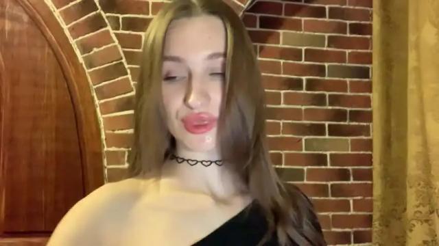 Image 7 of chillroom_ Stream on Chaturbate on 16 months ago