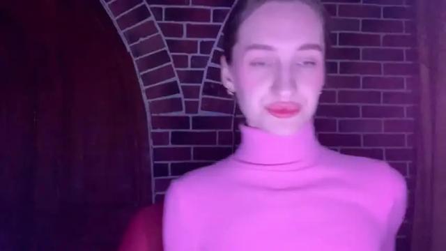 Image 4 of chillroom_ Stream on Chaturbate on 15 months ago